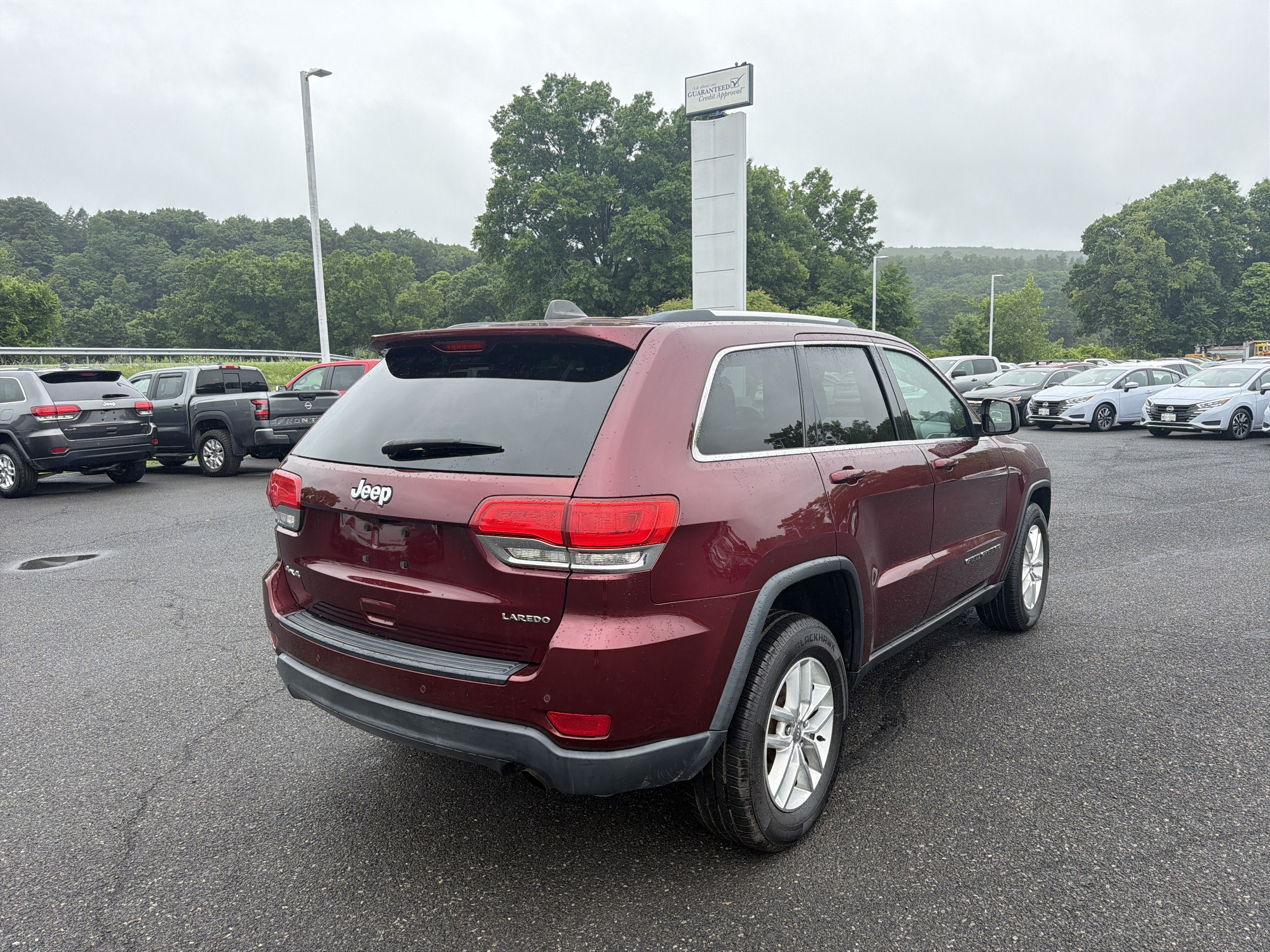 2017 Jeep Grand Cherokee — detail view