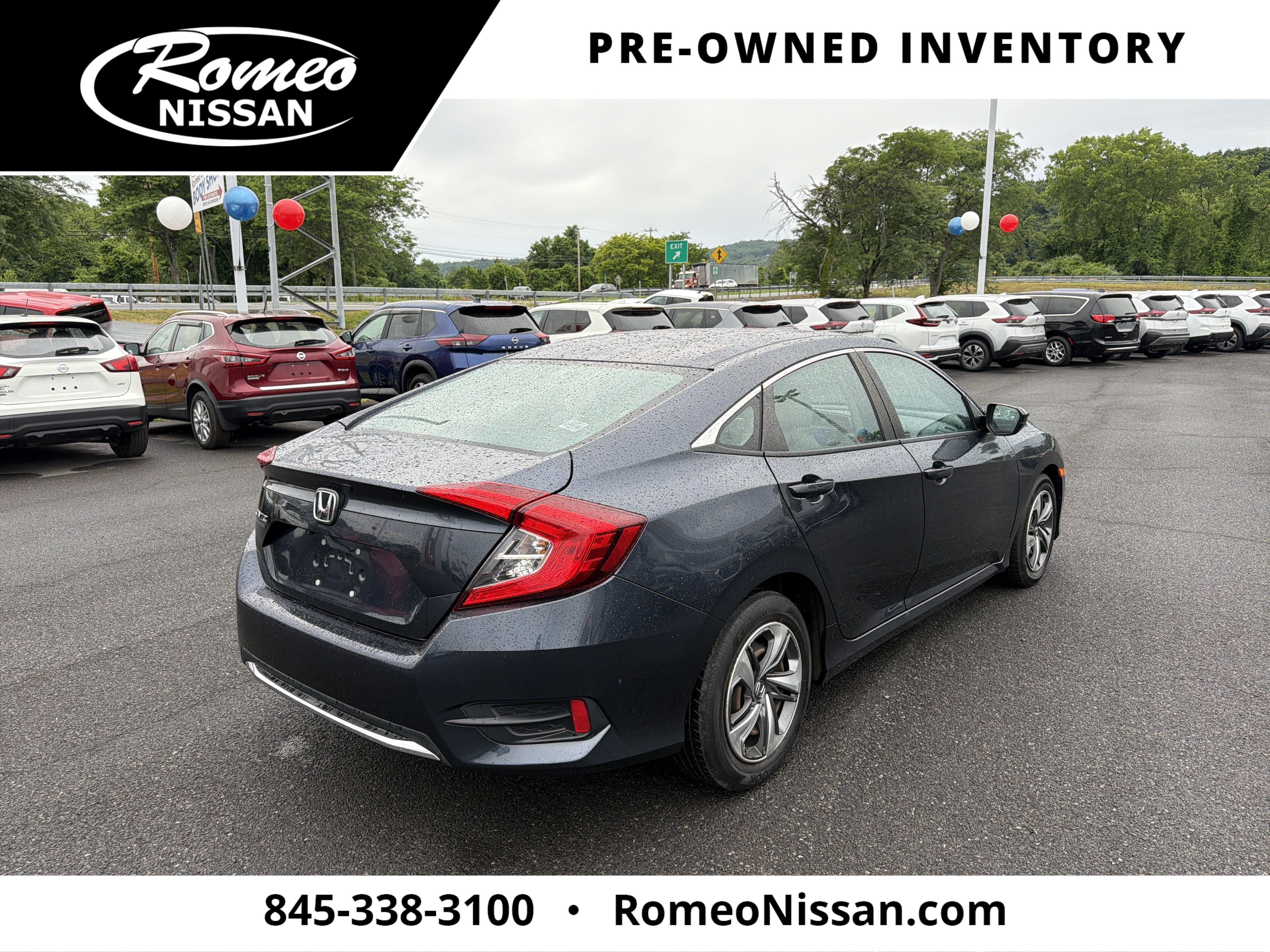2019 Honda Civic — detail view